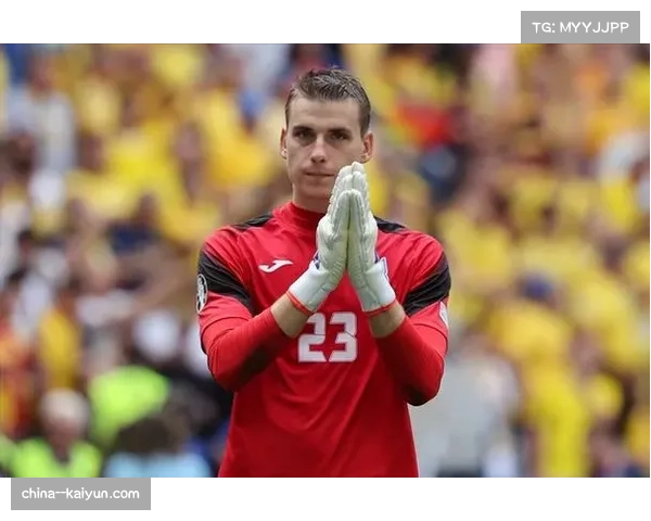 国家德比裁判报告：皇马巴萨各三人黄牌 卢宁遭红牌罚下