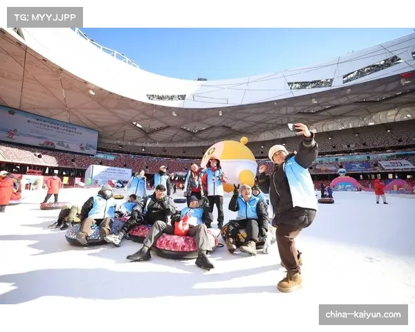 冰雪赛事亲子体验套餐上线 观赛滑雪一站式畅享家庭乐趣