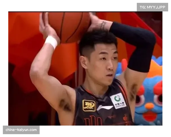 山东队高诗岩抢断表现凸显防守硬度 球队防守体系依赖全员积极性